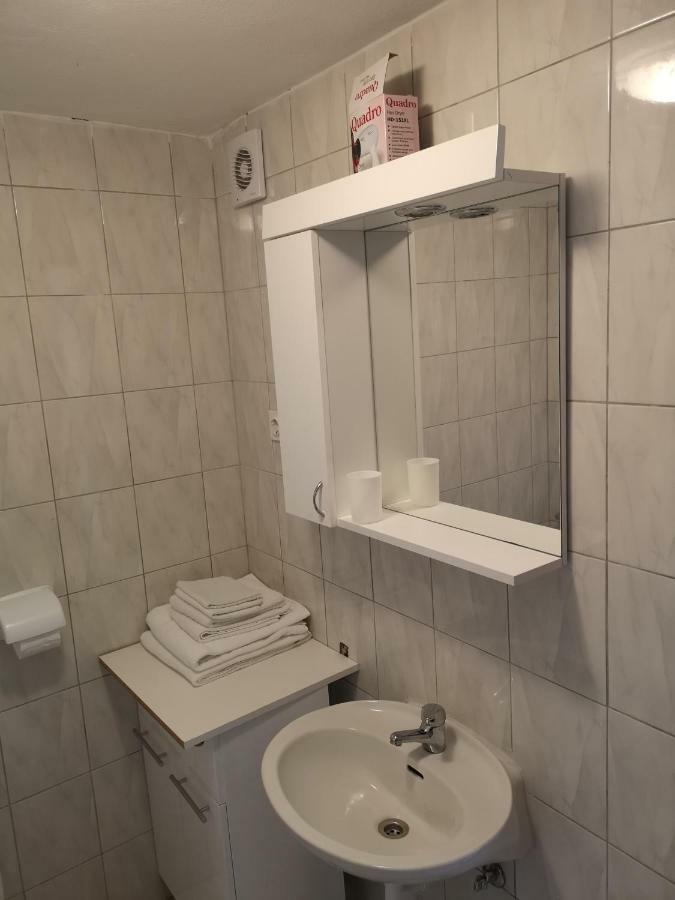 Rooms & Apartment Hegic ザダル エクステリア 写真